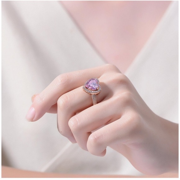 Large pink cubic zirconia heart ring 18kt Rose Gold plated sterling Silver - Picture 9 of 9